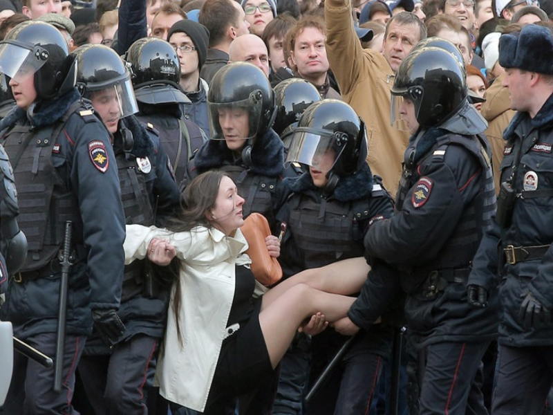 Экскурс в прошлое. Политика . 77. Действенное или привычное?