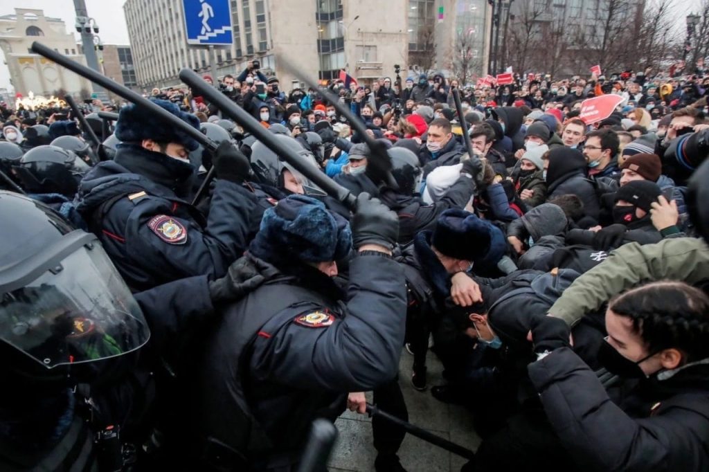 Экскурс в прошлое. Политика. 171. А что у нас с митингами?