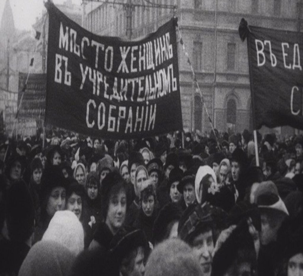 Про феминизм в большой политике, путаницу с датами и непонимание или откровенную манипуляцию.