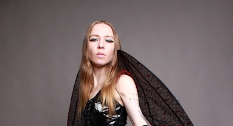 332